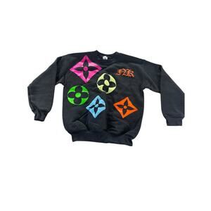 Neon Kisses Girls Black Graphic Pullover Crew Neck Sweatshirt Youth Size 8